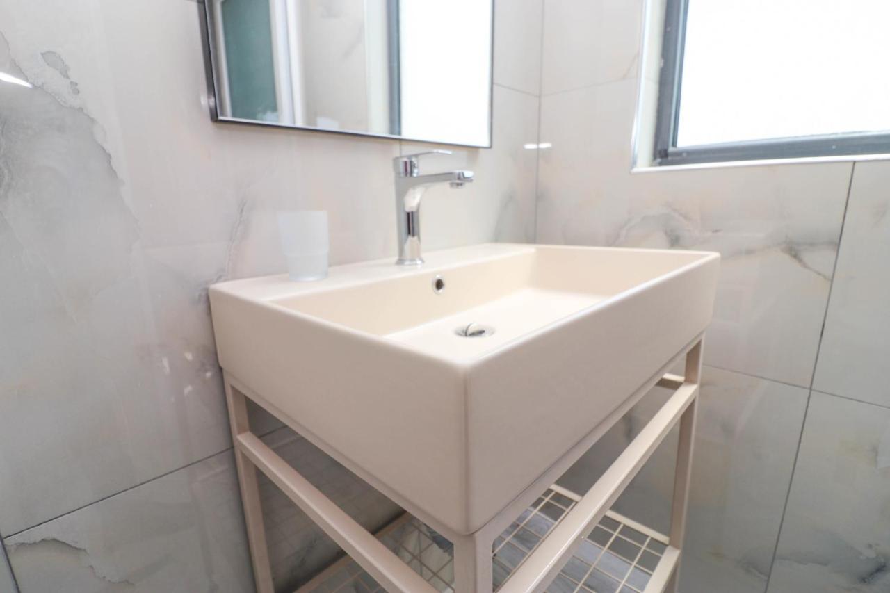 Bora Rooms Himara Kültér fotó
