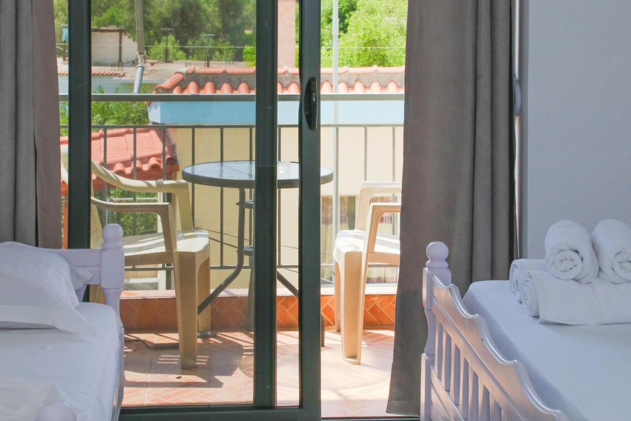 Bora Rooms Himara Kültér fotó
