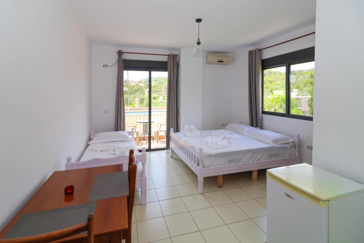 Bora Rooms Himara Kültér fotó