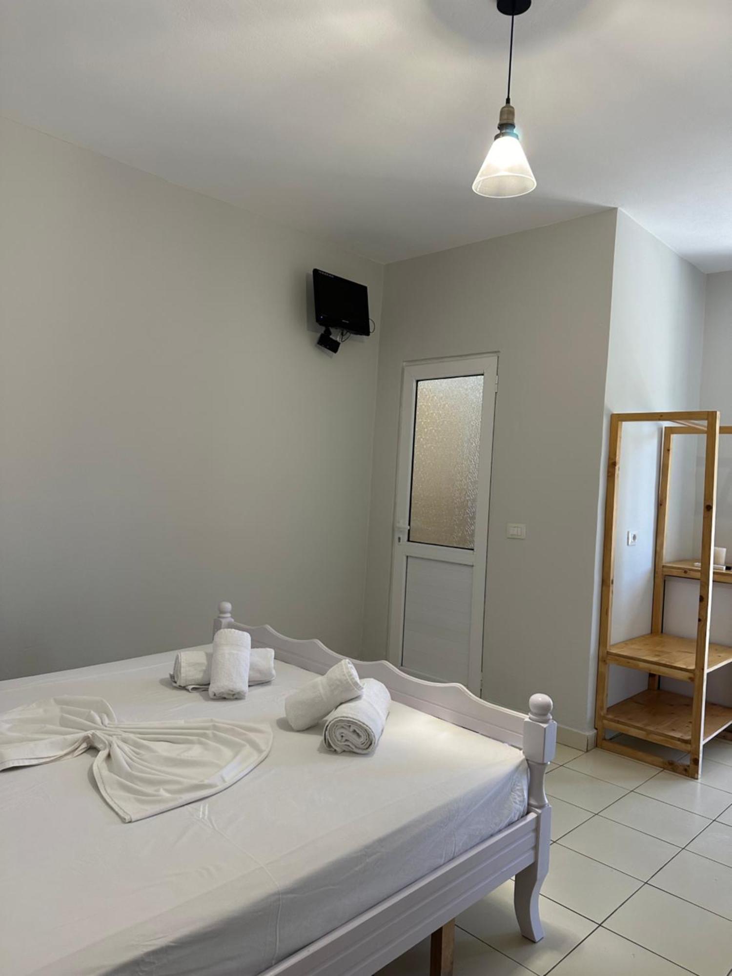 Bora Rooms Himara Kültér fotó