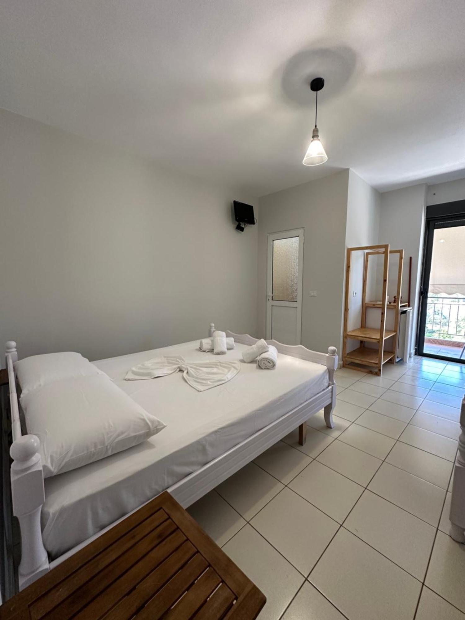 Bora Rooms Himara Kültér fotó